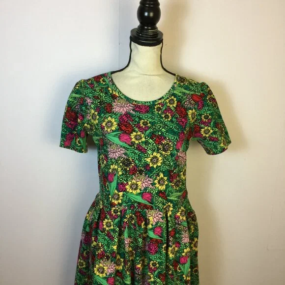 LuLaRoe Amelia Fit & Flare Dress Size L Womans Green Floral Short Sleeve Pleated - Picture 4 of 13
